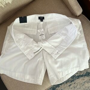 White 7” J Crew flat front shorts NWT